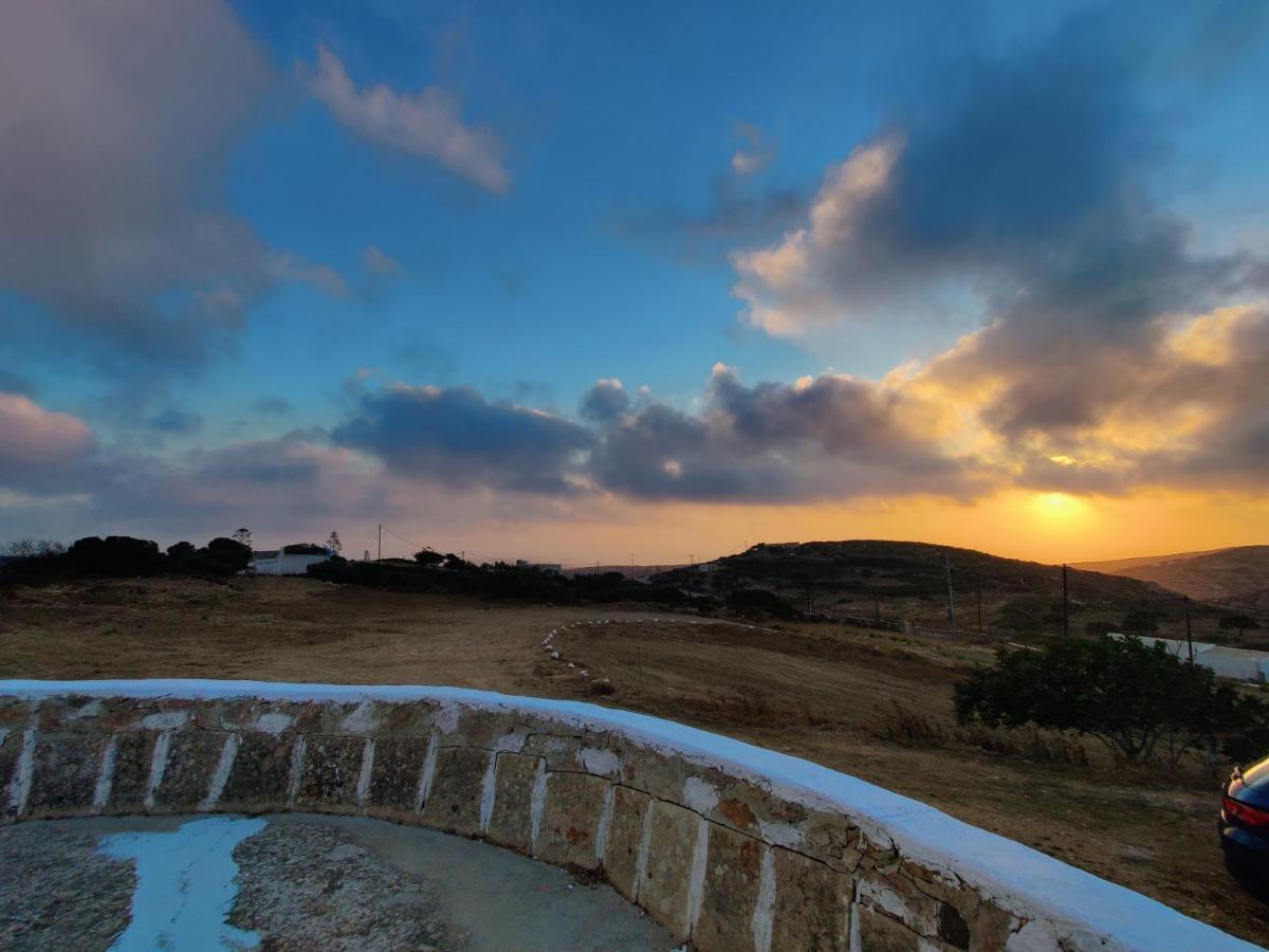 Lakena Sunset View Villa Menetaí Exterior photo